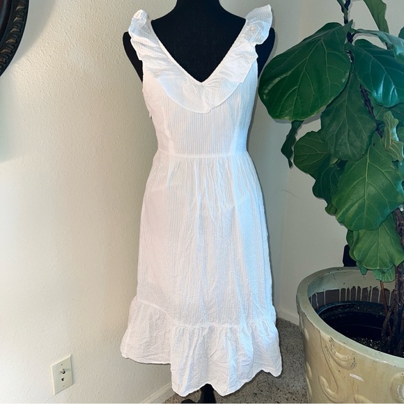 Vineyard Vines for Target Women’s White Seersucker Sleeveless Ruffle Sundress S - Picture 4 of 16